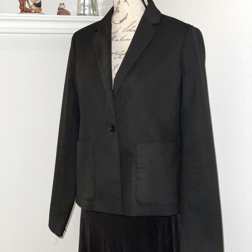 GAP women’s Black blazer suit jacket size 10 work blazer